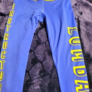 Capri Zumba instructor legging